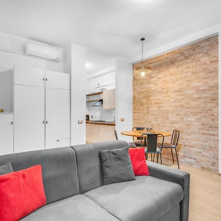 Ris161 -Modern Apartment Equipped With All Comfort- Сесто-Сан-Джованни Экстерьер фото